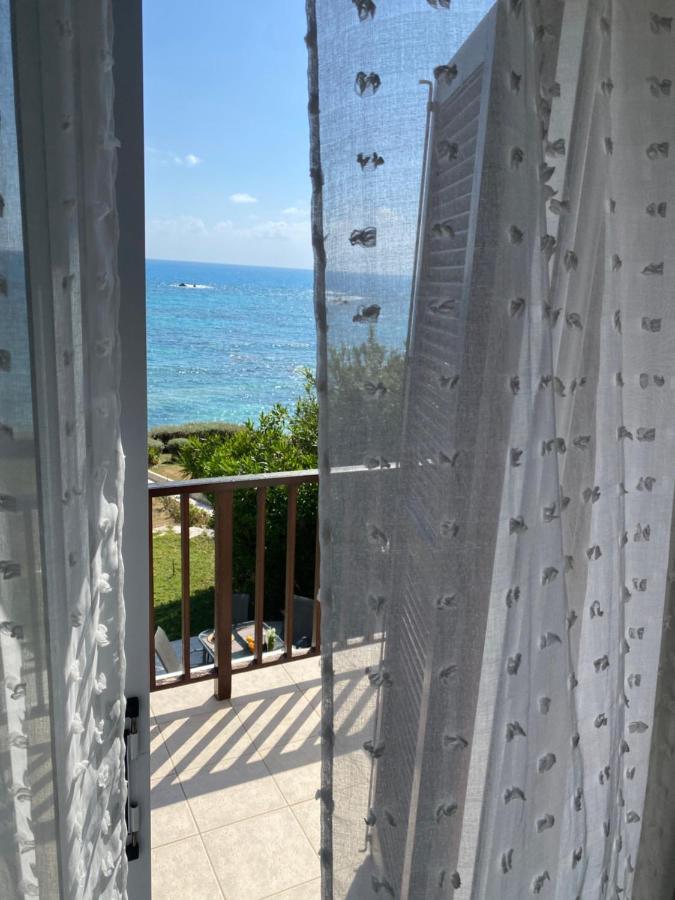 Amazing Front Line Villa In Coral Bay Пея Екстериор снимка