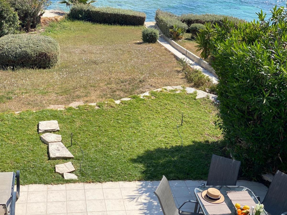 Amazing Front Line Villa In Coral Bay Пея Екстериор снимка