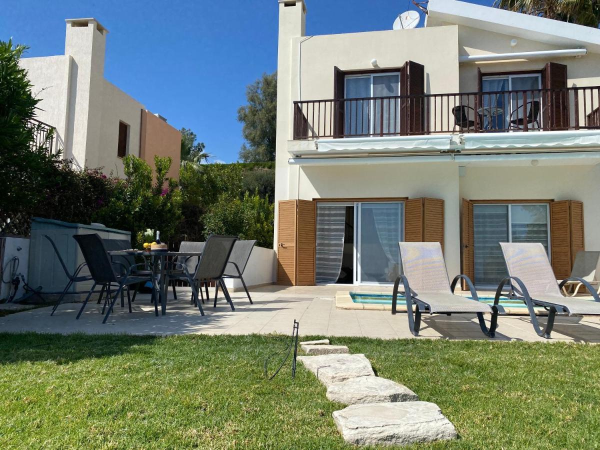 Amazing Front Line Villa In Coral Bay Пея Екстериор снимка